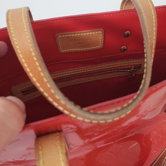 Louis Vuitton The Reade Tall MM Vernis LV Monogram purse - Picture 11 of 13
